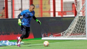 جائزة فخرية للحارس زغبة