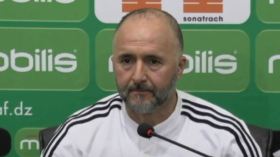 “سليماني لاعب استثنائي.. وبلايلي قادر على العودة إلى المنتخب”