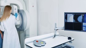 تخفيض الفحص الإشعاعي للكشف عن سرطان الثدي إلى النصف