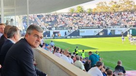 مباراة سبتة ومليلية الإسبانيتَين.. لقجع لا يرى ولا يسمع ولا يتكلّم!