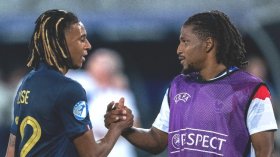 لعروسي يدعو لاعبا مُغتربا للالتحاق بِصفوف “الخضر”