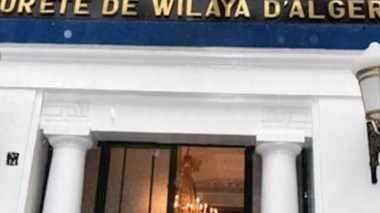 Sûreté d’Alger: Arrestation de 4 individus et saisie d’armes blanches prohibées