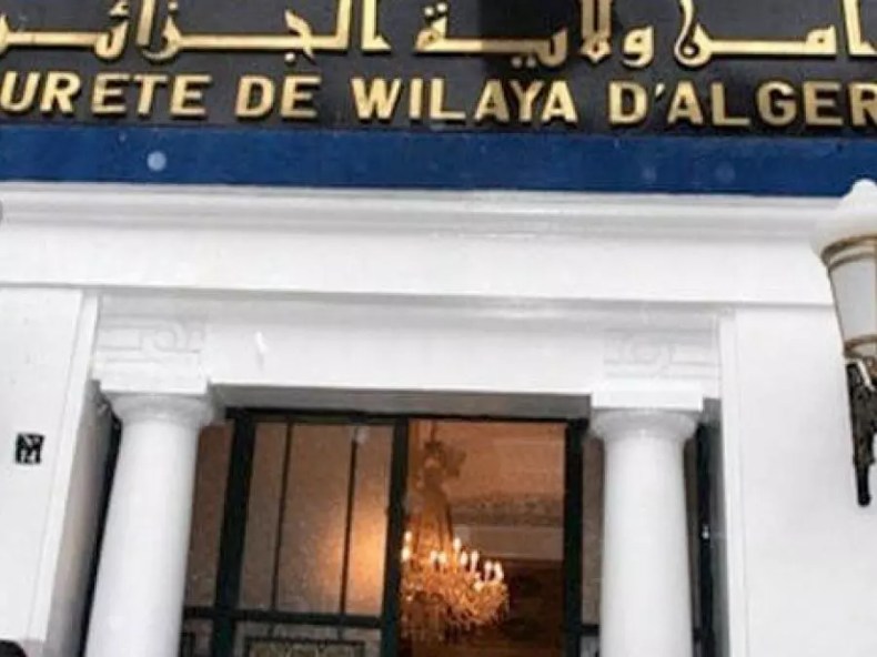 Sûreté d’Alger: Arrestation de 4 individus et saisie d’armes blanches prohibées