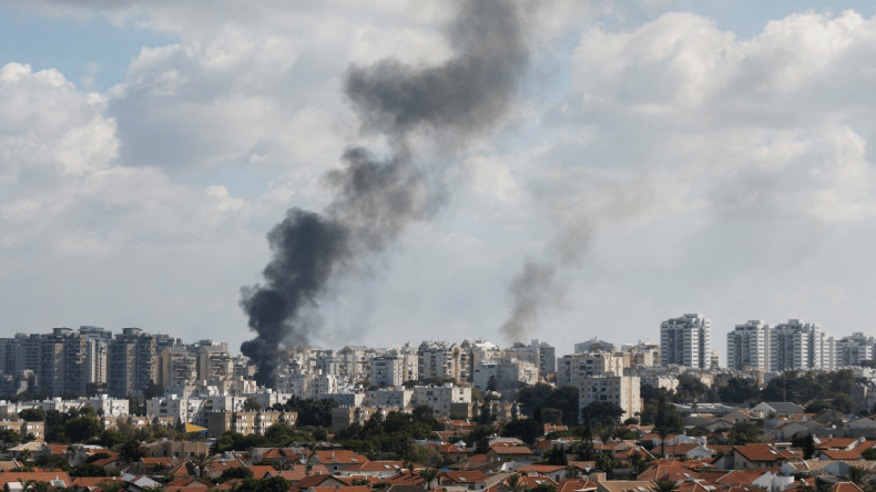 ردا على “طوفان الأقصى”.. إسرائيل تعلن إطلاق عملية “السيوف الحديدية”