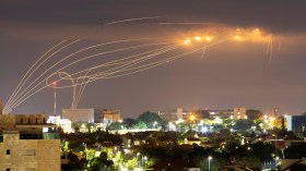 القسام تقصف أسدود وإسرائيل تدعو رعاياها لمغادرة هذه الدول!