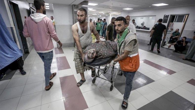 مستشفيات غزة تلفظ أنفاسها الأخيرة بسبب القصف