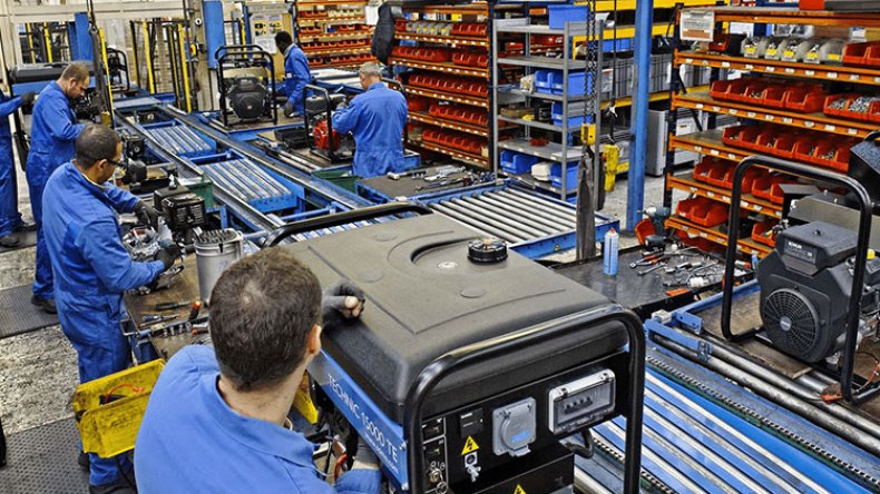 المشاريع الصناعية الكبرى تدفع عجلة الاقتصاد في الجزائر