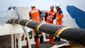 كوابل الانترنت البحرية المباشرة.. شراكة جزائرية – إيطالية قادمة