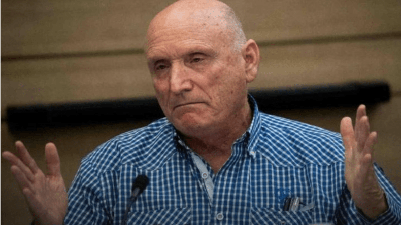 “مصيدة ضخمة وحرب إقليمية”.. “نبي الغضب” يحذر نتنياهو من اجتياح غزة بريا!