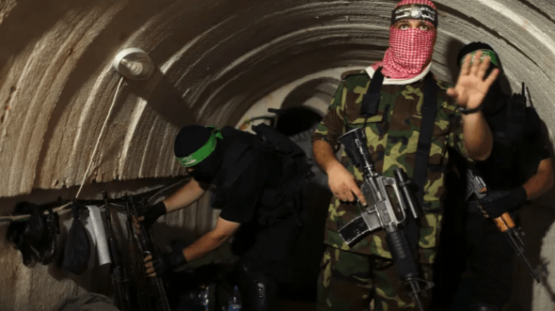 بالفيديو.. مزاعم إسرائيلية بضرب 150 هدفا تحت الأرض لحماس
