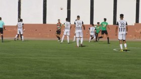الدوري الجزائري في حاجة إلى ملاعب وإخراج تلفزيوني جيد