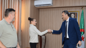 الوزير حماد يشدّد على توفير الإمكانيات اللازمة للبطلة نمور