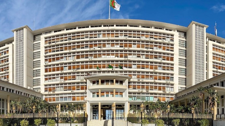 نحو تأسيس المدونة الجزائرية للمهن والوظائف