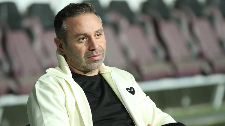 حازم إمام: هدفنا الاحتكاك مع منتخب الجزائر ولو خسرنا فيجب أن نتعلم من ذلك