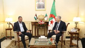 قوجيل يشدد على تنفيذ الوحدة الفلسطينية وفق “إعلان الجزائر”