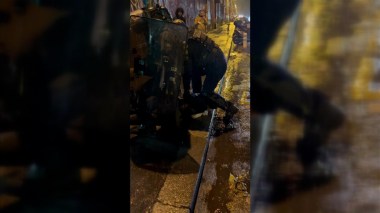 Manifestation propalestinienne autorisée à Paris: Un policier écrase la tête d’un manifestant (vidéo)