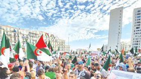 بث مشترك مستمر لانتفاضة الجزائريين.. حرب إعلامية على العدوان الصهيوني