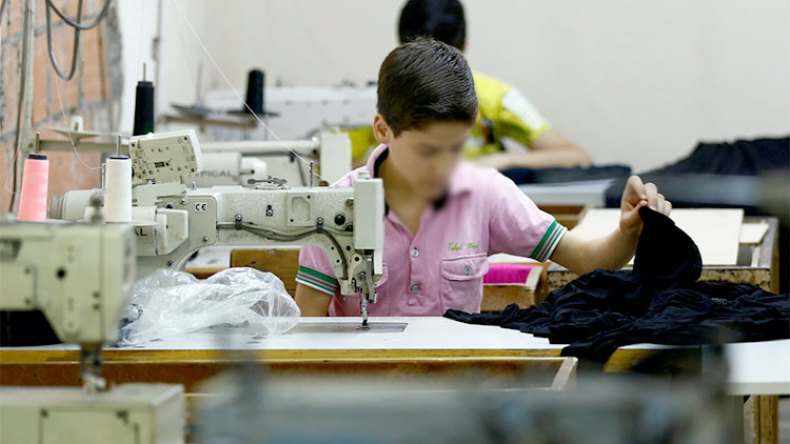 الاستعانة بالتجربة التركية للنهوض بصناعة الألبسة بالجزائر