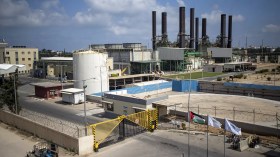 بعد نفاد الوقود.. انقطاع الكهرباء كليا عن قطاع غزة