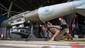 تمهيدا للغزو البري.. إسرائيل تستعد لقصف عزة بقنابل ذكية