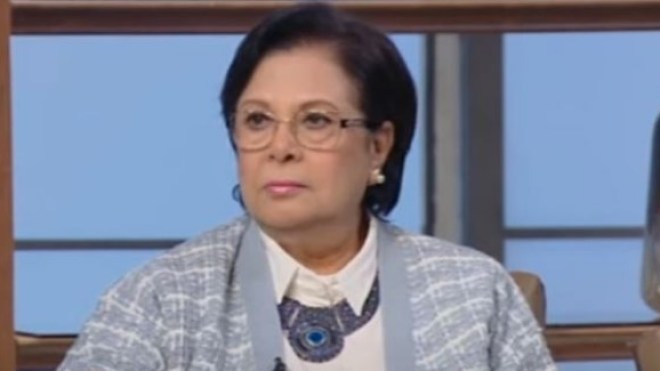 مذيعة مصرية تروي كيف تصرفت عندما تعرض ضيفها لأزمة قلبية
