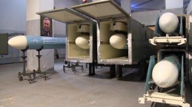 بالفيديو.. هذه الصواريخ التي أعدها “حزب الله” لاستهداف حاملات الطائرات الأمريكية