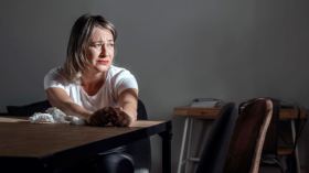 نادمون ضحوا باستقرارهم من أجل المجهول