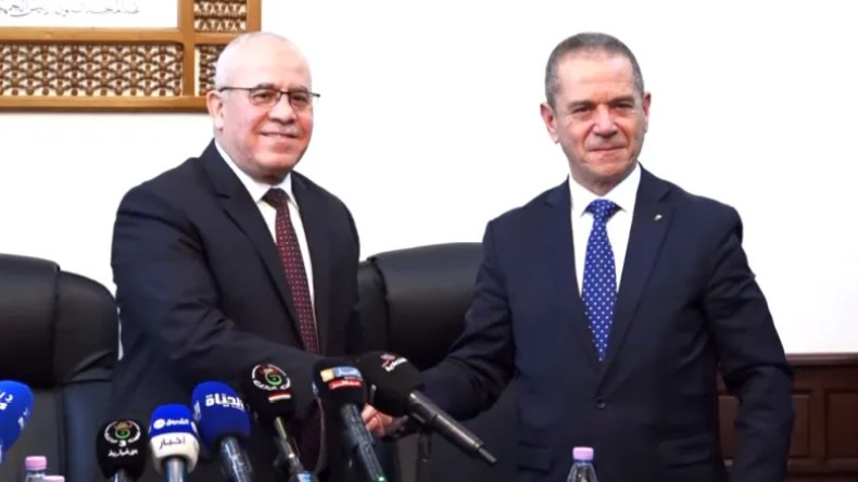 شرفة يتسلم مهامه على رأس وزارة الفلاحة