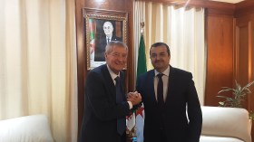 عرقاب يبحث فرص الشراكة بين سوناطراك والمجمع الإيطالي “CGI”