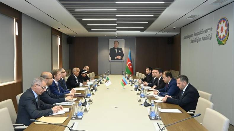 انعقاد الدورة الأولى من المشاورات السياسية الجزائرية-الأذربيجانية