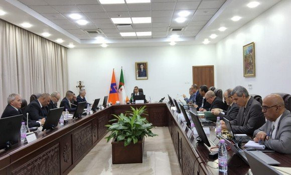 Isolateurs électriques : Sonelgaz réceptionnera ses commandes auprès de Sediver à compter de décembre prochain