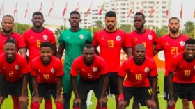 كاتامو يصاب قبل مواجهة “الخضر”.. ومدرب موزمبيق يعوّضه براتيفو