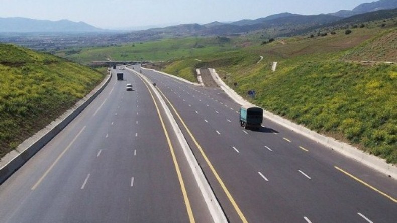 غلق مؤقت للطريق السيار شرق-غرب في هذا الشطر