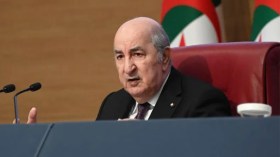 Le chef de l’Etat pose la première pierre du projet d’exploitation de la mine de Gara Djebilet