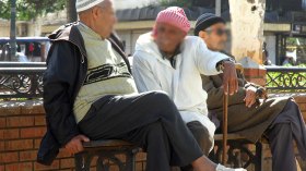 هاتف ذكي وفيديو وهوية بيومترية للتحقق من حياة المتقاعدين من فرنسا