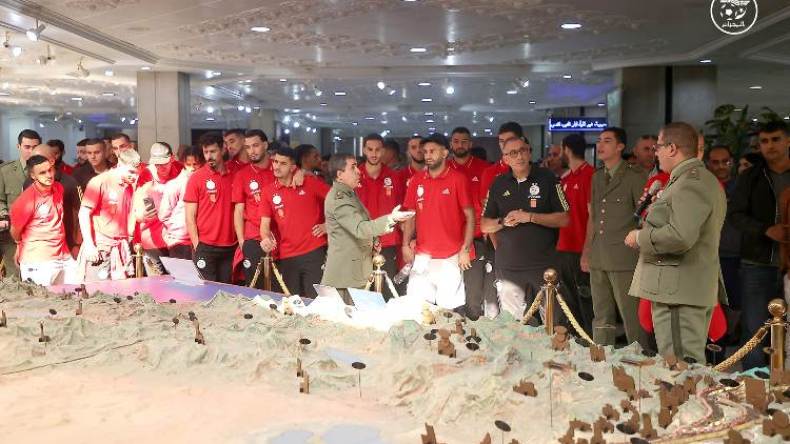 “مُحاربو الصّحراء” يزورون متحف الجيش