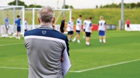 اللاعبان اللّذان رفضا أواسط “الخضر” ينتميان إلى شركتَين إسبانيتَين