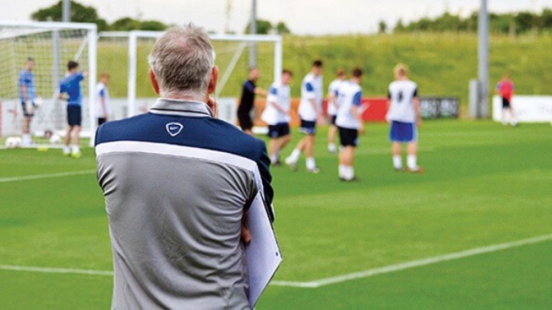 اللاعبان اللّذان رفضا أواسط “الخضر” ينتميان إلى شركتَين إسبانيتَين