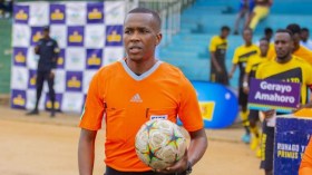 هذا هو حكم مباراة الجزائر والموزمبيق