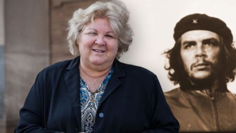 تداول واسع لفيديو ابنة تشي غيفارا وهي تستنهض العرب لإغاثة فلسطين