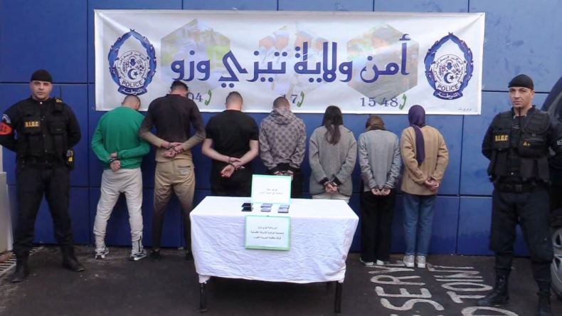 شرطة تيزي وزو تطيح بعصابة ابتزاز رجال الأعمال (فيديو)