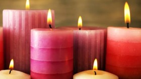 خبيرة تكشف مخاطر استخدام الشموع المعطرة في المنزل