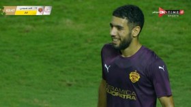 بِالفيديو: قندوسي يُسجّل ضدّ الأهلي ويرفض الاحتفال بِهدفه