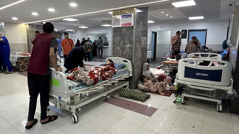 أطفال خدج ومرضى العناية المركزة توفوا في مستشفى الشفاء بغزة