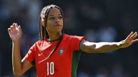 لاعبة برتغالية: أوقفوا حرب الإبادة التي يشنّها الصّهاينة ضدّ الفلسطينيين