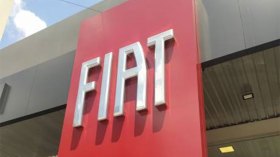 200 متعامل مرشّح لتوقيع عقود توريد مع “فيات”