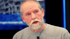 “على مصر استعادة فلسطين لأنها تابعة لها”.. عالم الزلازل الهولندي يثير الجدل