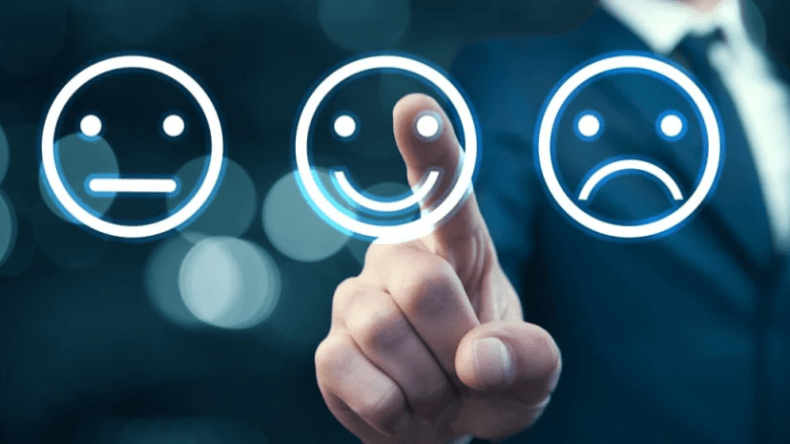 5 طرق فعالة في مضاعفة السعادة.. منها التخلي عن مواقع التواصل!