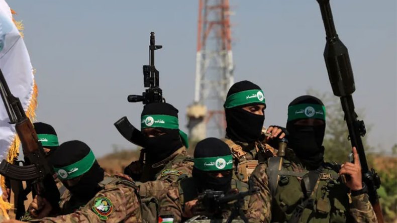 طلع الصباح فأطفئ القنديلا
