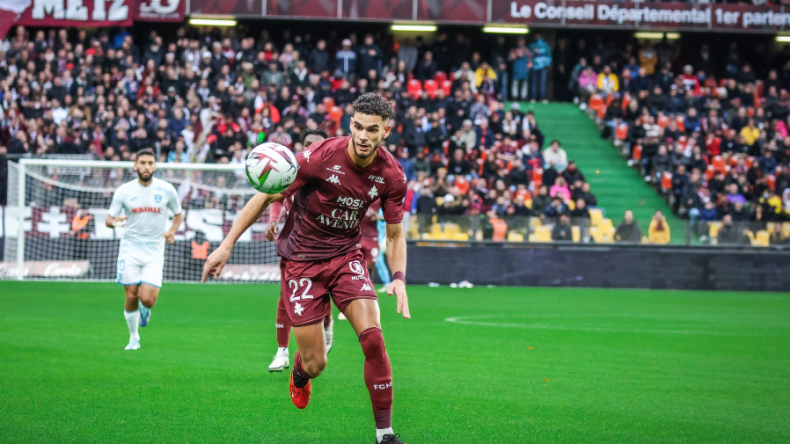 قيطون ضمن التشكيلة المثالية في الدوري الفرنسي